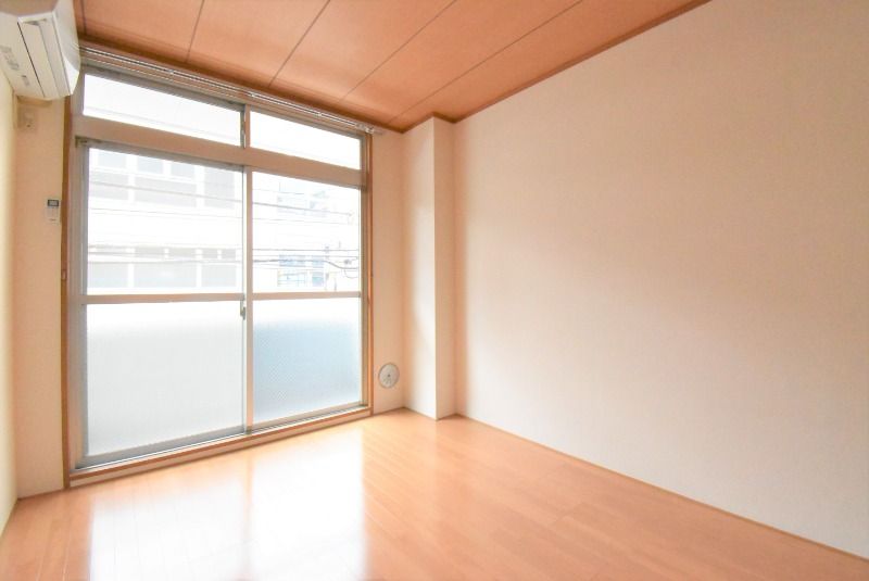 ��ʌ��z�J�s�z���J�P���ڂ̃}���V�����̋��ԁE���r���O