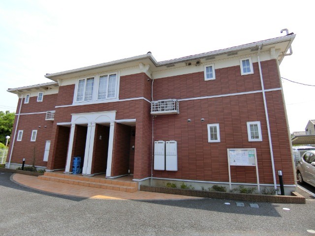 ��ʌ�����s�厚�ΐ_�̃A�p�[�g�̌����O��