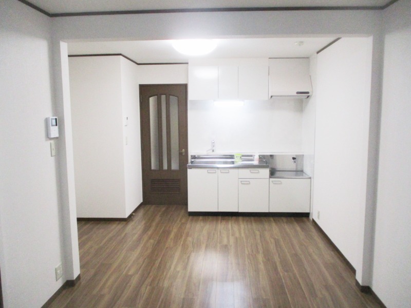 ��ʌ��������܎s����O���U���ڂ̃A�p�[�g�̋��ԁE���r���O