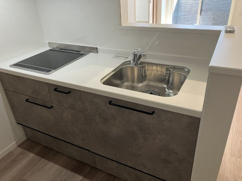 ��ʌ��������܎s�����攪���q�Q���ڂ̃A�p�[�g�̃L�b�`��