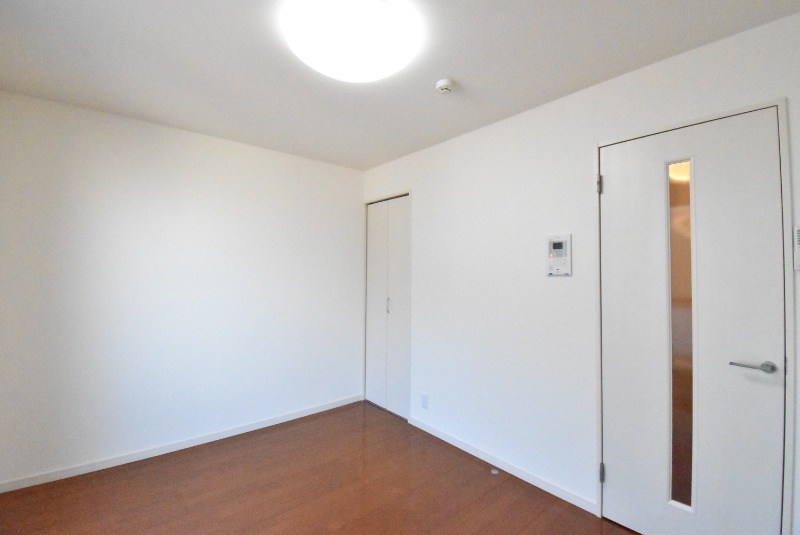 ��ʌ��z�J�s�ԎR���P���ڂ̃A�p�[�g�̂��̑������E�X�y�[�X