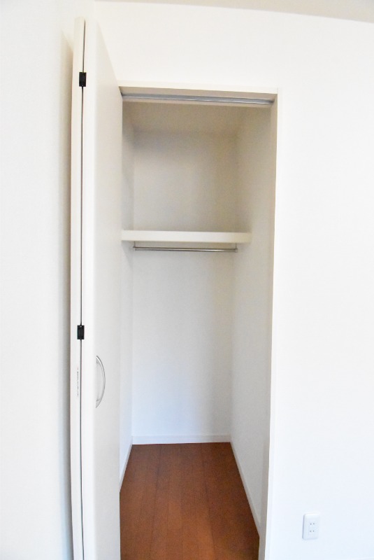 ��ʌ��z�J�s�ԎR���P���ڂ̃A�p�[�g�̎��[