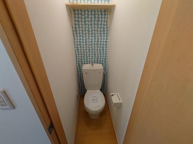 ��ʌ������s�h���Q���ڂ̃A�p�[�g�̃g�C��