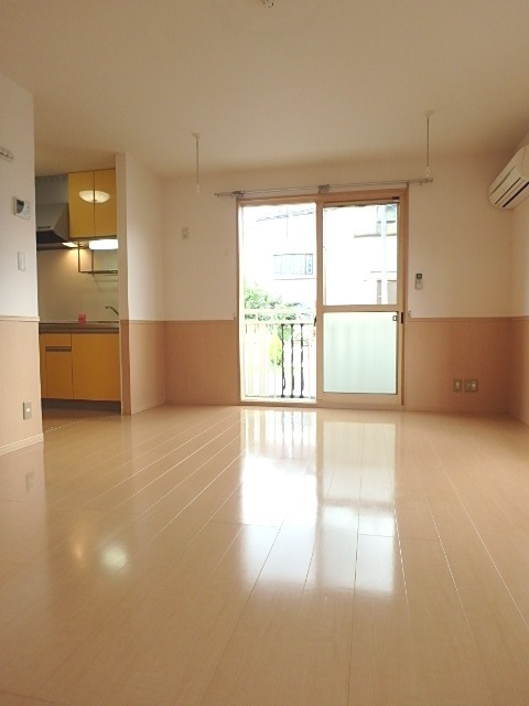 ��ʌ��������܎s��{��O���P���ڂ̃A�p�[�g�̂��̑������E�X�y�[�X