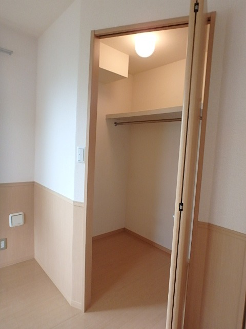 ��ʌ��������܎s��{��O���P���ڂ̃A�p�[�g�̎��[