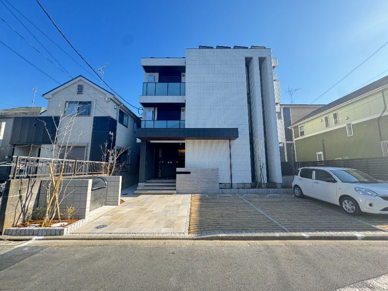 ��ʌ������s�����U����16-12�̃}���V�����̌����O��