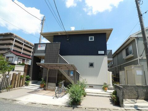 ��ʌ��������܎s������{�����R����2-10�̃A�p�[�g�̌����O��