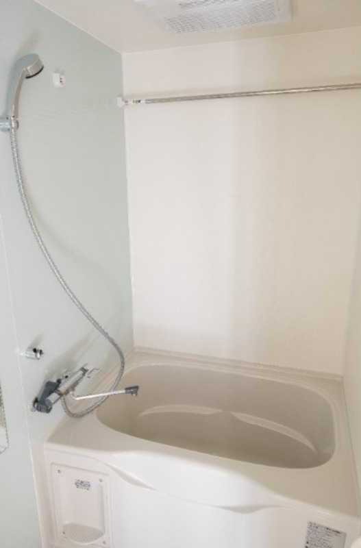 ��ʌ��������܎s�Y�a���ՂT���ڂ̃}���V�����̃o�X