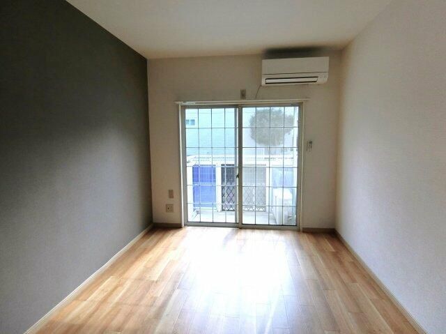 ��ʌ��������܎s�k��y�C���̃A�p�[�g�̋��ԁE���r���O