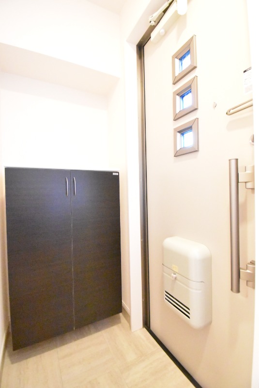 ��ʌ�����s�厚�Ɋ��̃A�p�[�g�̌���