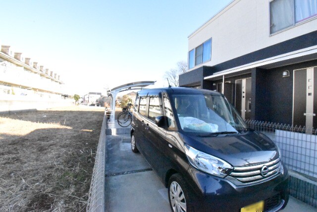 ��ʌ�����s�厚�Ɋ��̃A�p�[�g�̂��̑�