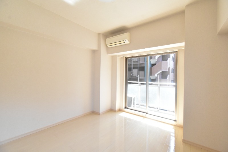 ��ʌ��������܎s�Y�a�撇���P���ڂ̃}���V�����̋��ԁE���r���O