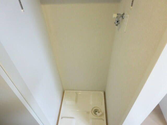 ��ʌ��������܎s�Y�a�擌�����̃}���V�����̐��ʏ�