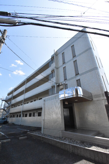 ��ʌ��������܎s��{��㏬���̃}���V�����̌����O��