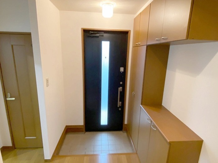 ��ʌ��������܎s�΋挴�R�S���ڂ̃e���X�n�E�X�̌���