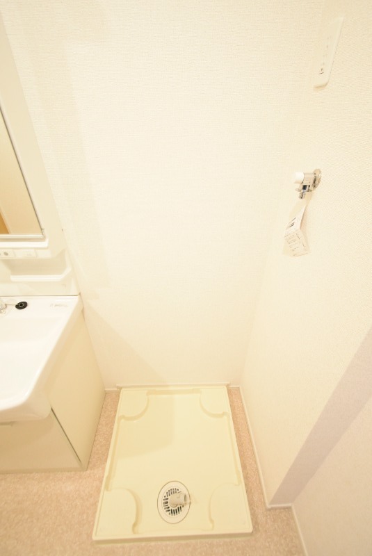 ��ʌ��@�c�s���m�؂P���ڂ̃A�p�[�g�̂��̑�