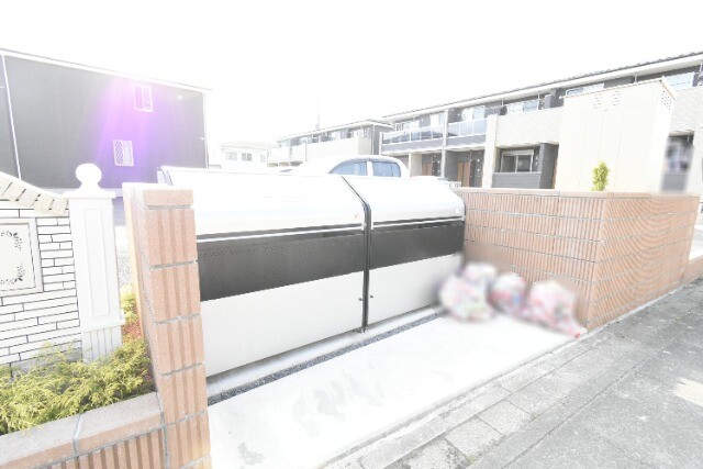 ��ʌ��@�c�s���m�؂P���ڂ̃A�p�[�g�̂��̑�