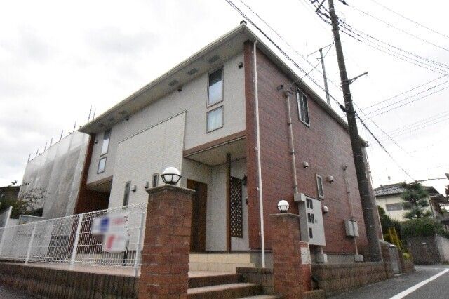 ��ʌ��������܎s��΋���̏o��9-7-1�̃A�p�[�g�̌����O��