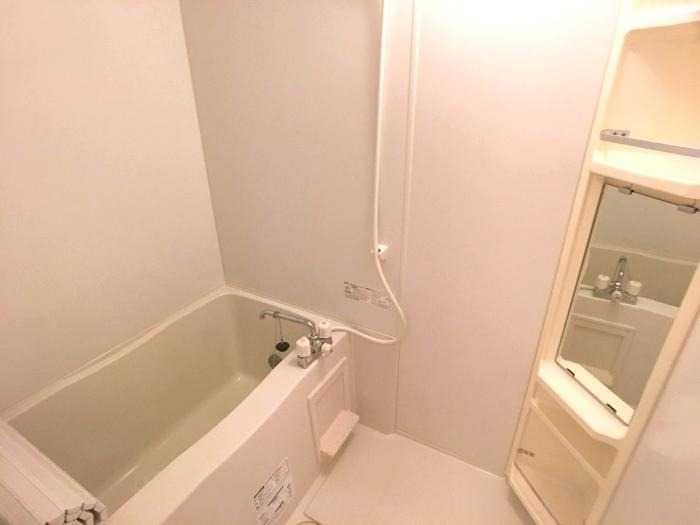 ��ʌ��������܎s�΋挴�R�P���ڂ̃A�p�[�g�̃o�X