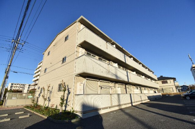 ��ʌ��������܎s��΋�z�K�R����1-15�̃A�p�[�g�̌����O��