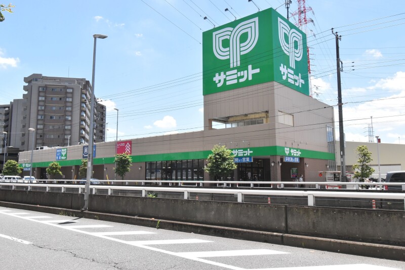 ��ʌ�����s�厚���̃A�p�[�g�̎���