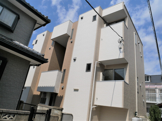 ��ʌ��������܎s�k����i���R���ڂ̃A�p�[�g�̌����O��