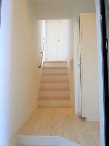 ��ʌ��������܎s�k����i���R���ڂ̃A�p�[�g�̌���