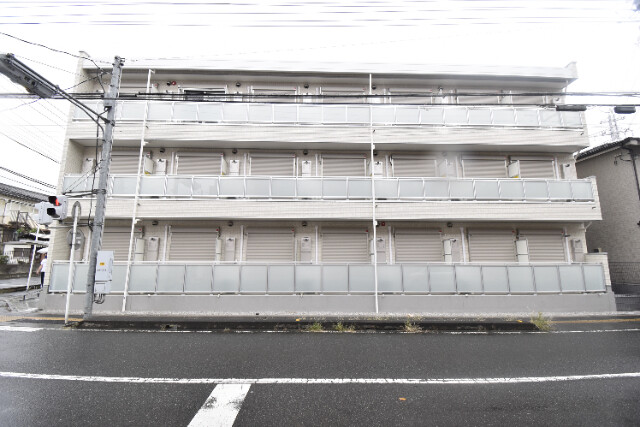 ��ʌ��������܎s��{��听���P���ڂ̃}���V�����̌����O��