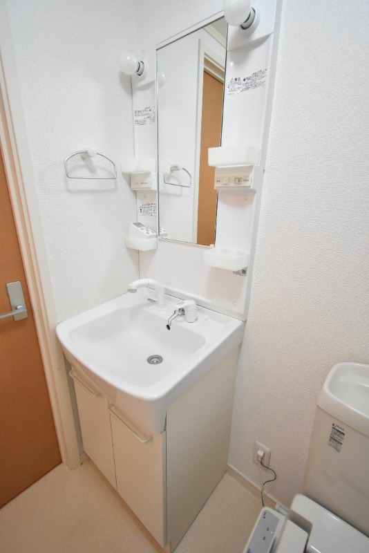 ��ʌ��������܎s�Y�a���؍�U���ڂ̃A�p�[�g�̐��ʏ�