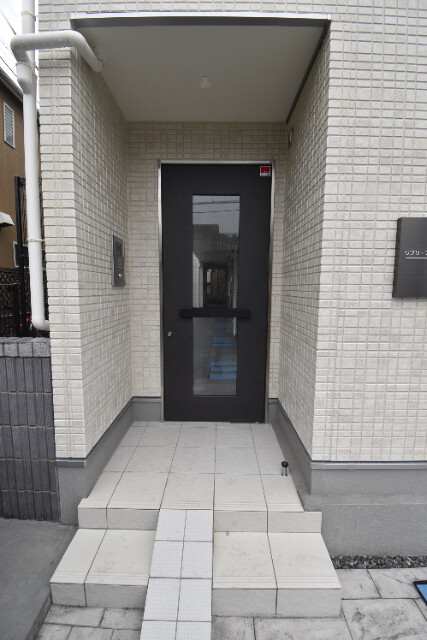 ��ʌ��������܎s��{��听���P���ڂ̃}���V�����̃G���g�����X