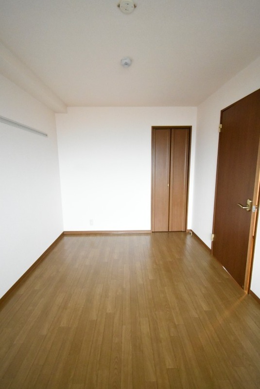 ��ʌ��������܎s�Y�a��؍�Q���ڂ̃}���V�����̂��̑������E�X�y�[�X