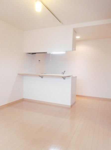 ��ʌ�����s�O�c�a�R���ڂ̃}���V�����̋��ԁE���r���O