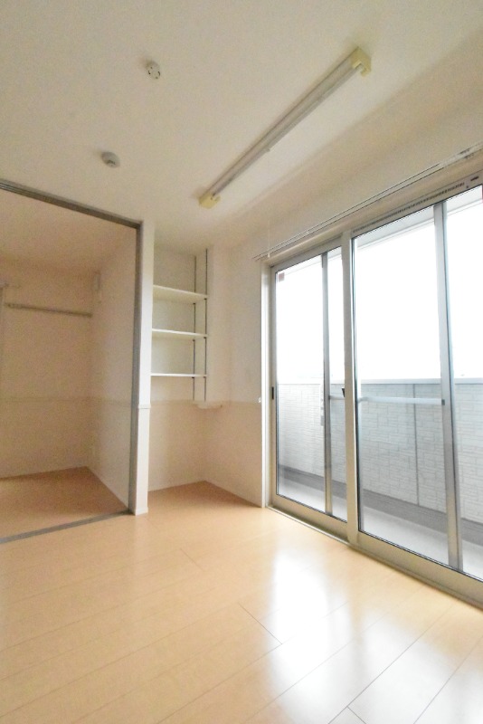 ��ʌ��������܎s���搼��{�P���ڂ̃A�p�[�g�̂��̑������E�X�y�[�X