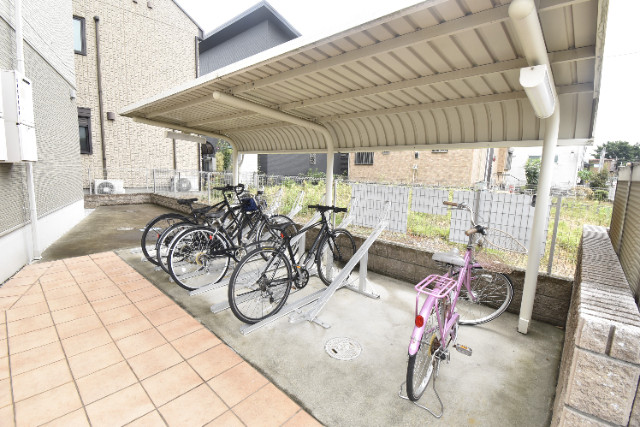 ��ʌ��������܎s���搼��{�P���ڂ̃A�p�[�g�̂��̑�