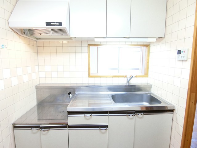 ��ʌ�����s�����P���ڂ̃}���V�����̃L�b�`��