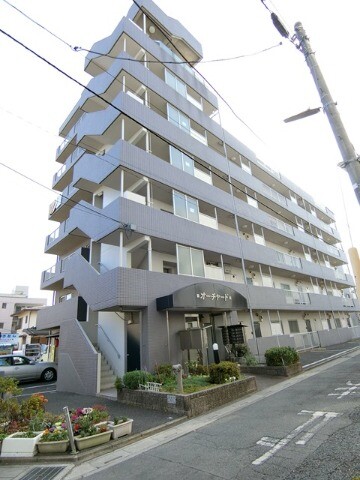 ��ʌ�����s�����P���ڂ̃}���V�����̌����O��