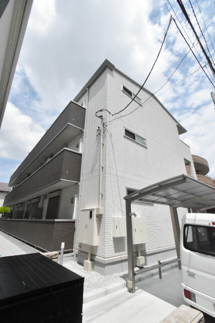 ��ʌ��������܎s��{��O���P���ڂ̃A�p�[�g�̌����O��