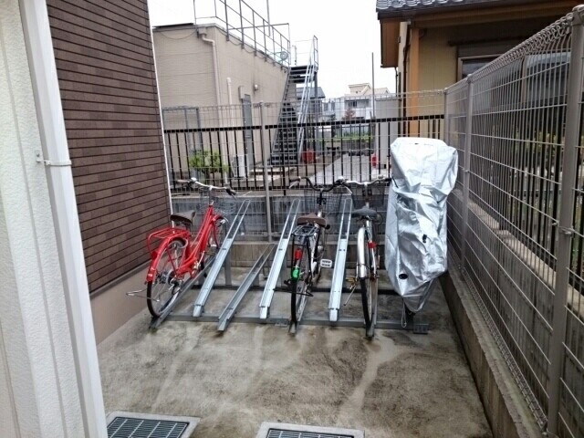 ��ʌ��������܎s���搼��{�P���ڂ̃A�p�[�g�̂��̑�