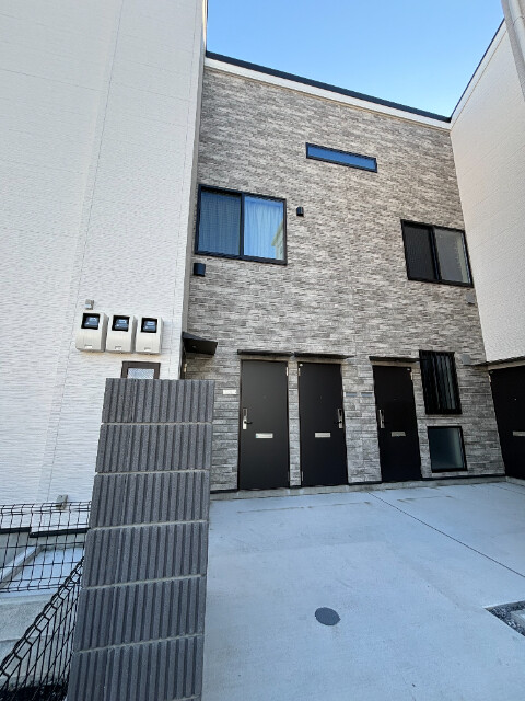 ��ʌ��������܎s��{����ؒ��S���ڂ̃A�p�[�g�̌����O��