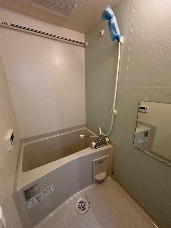 ��ʌ��������܎s��{����ؒ��S���ڂ̃A�p�[�g�̃o�X