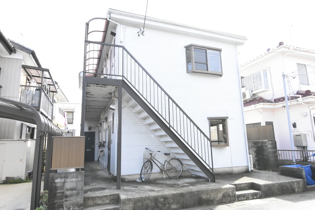 ��ʌ��@�c�s�@�c�R���ڂ̃A�p�[�g�̌����O��