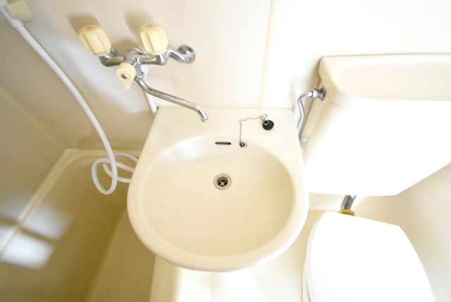 ��ʌ��@�c�s�@�c�R���ڂ̃A�p�[�g�̐��ʏ�