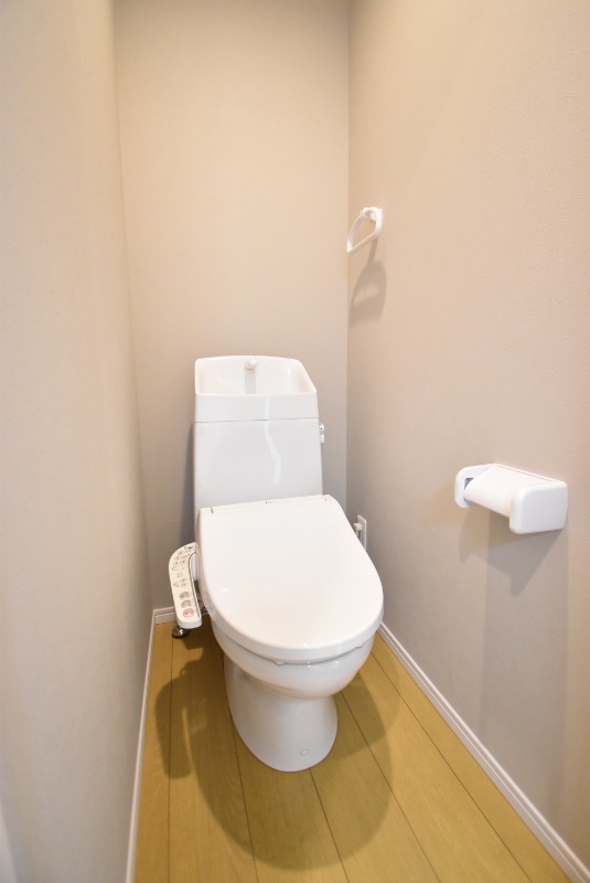 ��ʌ�����s������U���ڂ̃A�p�[�g�̃g�C��