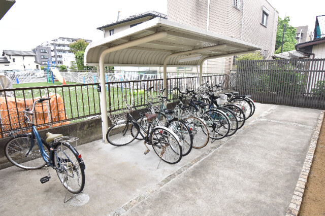 ��ʌ��������܎s��{��x�̓����P���ڂ̃A�p�[�g�̂��̑�