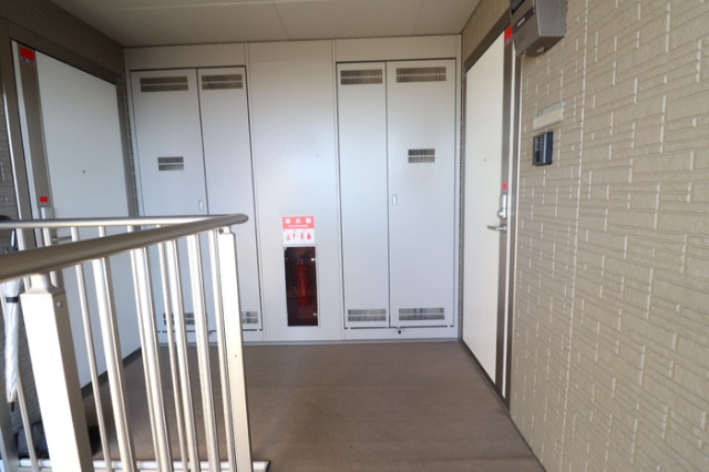 ��ʌ������s�_���P���ڂ̃A�p�[�g�̂��̑�