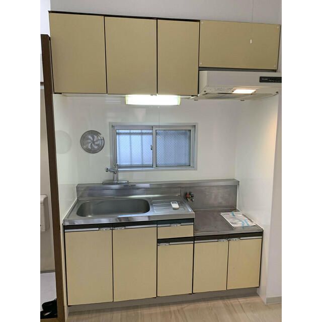 ��ʌ��������܎s�Y�a��k�Y�a�R���ڂ̃}���V�����̃L�b�`��