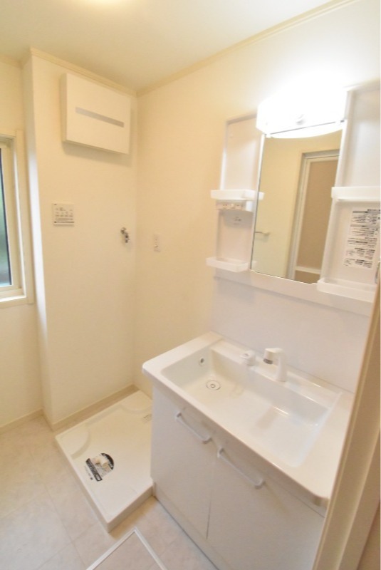 ��ʌ��������܎s������厚���V��̃A�p�[�g�̐��ʏ�