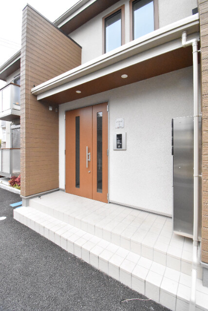 ��ʌ��������܎s������厚���V��̃A�p�[�g�̃G���g�����X