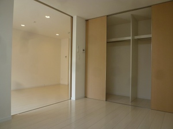 ��ʌ��������܎s�΋�厚�����̃A�p�[�g�̂��̑�