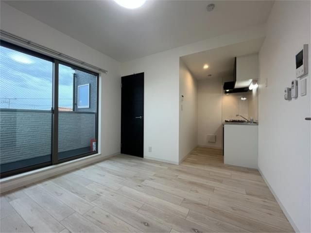 ��ʌ��������܎s�������a�c���Q���ڂ̃A�p�[�g�̋��ԁE���r���O